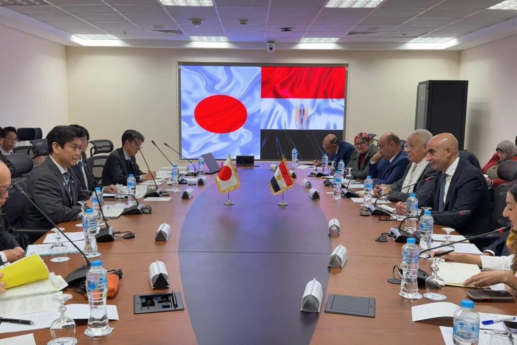 وزير التربية والتعليم يبحث مع نظيره الياباني آفاق جديدة للتعاون التعليمي